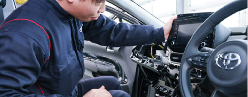 新車オプション取り付け