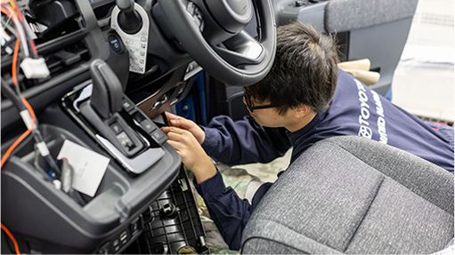 電装品・アクセサリーの取り付け